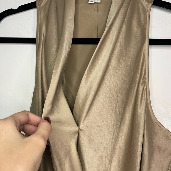 Helmut Lang Gold Wrinkled Satin Sleeveless Draped V Neck Elegant Top - Picture 6 of 9